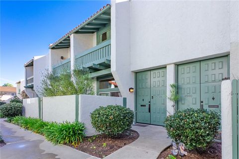 Photo of 4938 1/2 McConnell Avenue, Los Angeles, CA 90066 (MLS # PF26014716)