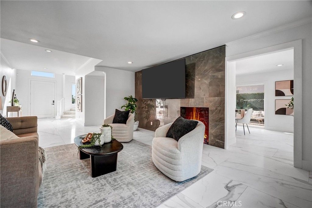 Photo of 18871 Santa Marta St, Fountain Valley, CA 92708 (MLS # OC26087772)