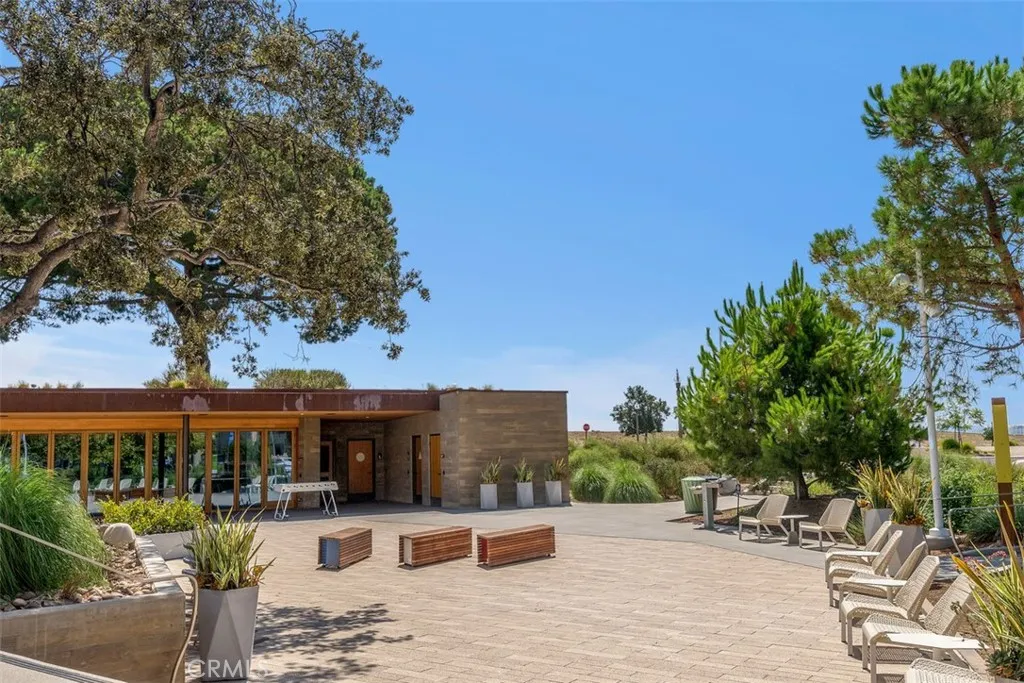 Irvine, California 92618, United States, 3 Bedrooms Bedrooms, ,3 BathroomsBathrooms,Residential,Active,198299