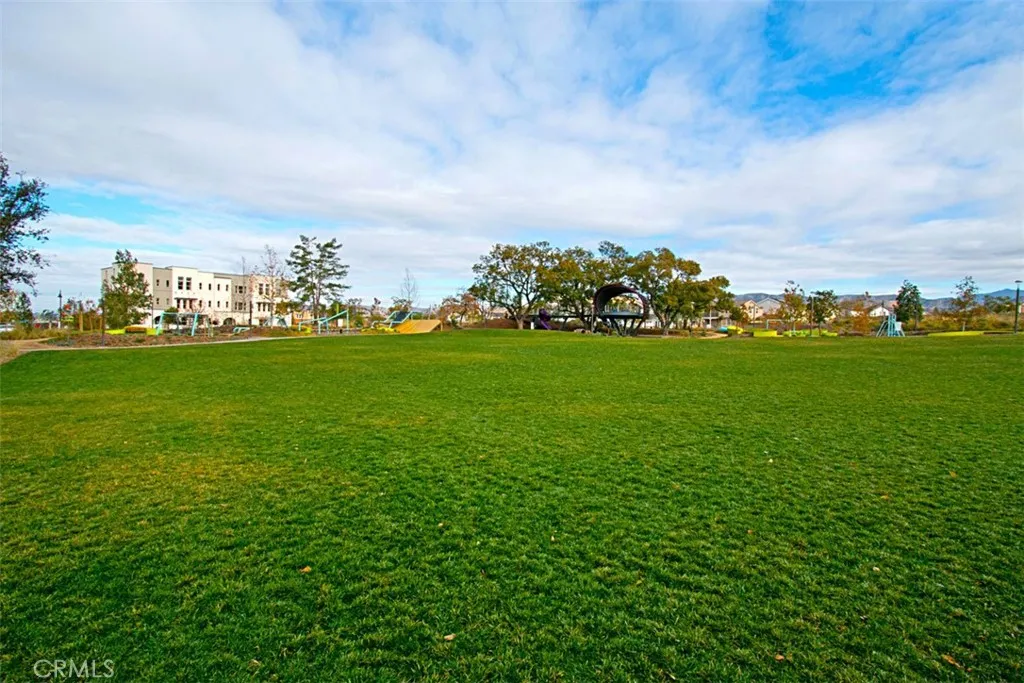 Irvine, California 92618, United States, 3 Bedrooms Bedrooms, ,3 BathroomsBathrooms,Residential,Active,198299