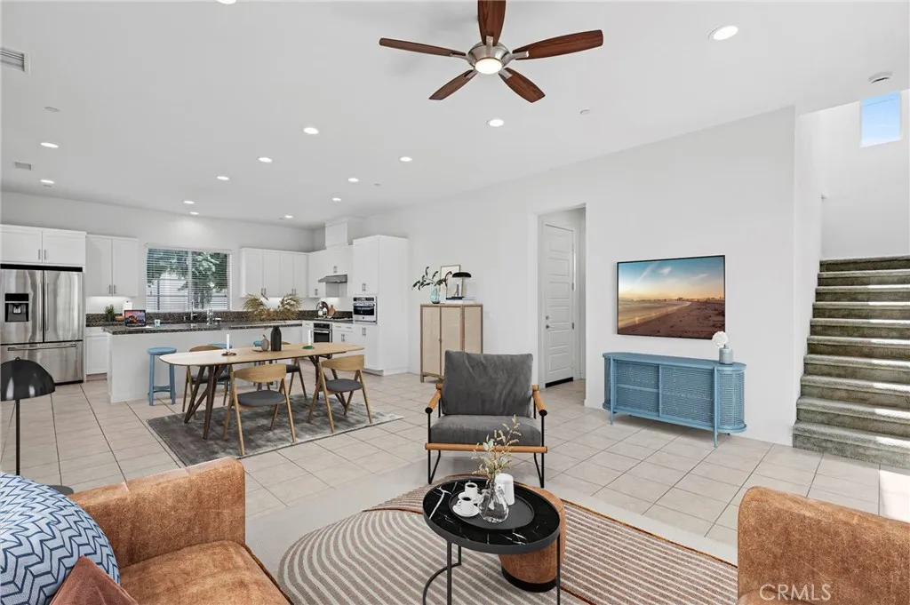 Irvine, California 92618, United States, 3 Bedrooms Bedrooms, ,3 BathroomsBathrooms,Residential,Active,198299