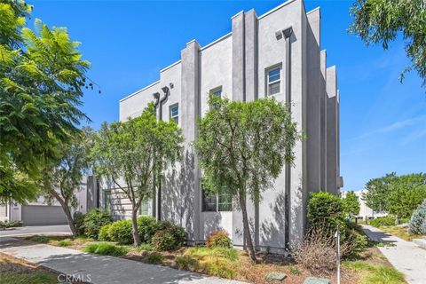 Photo of 117 Menkar, Irvine, CA 92618 (MLS # OC25192358) Photo of 117 Menkar, Irvine, CA 92618 (MLS # OC25192358)