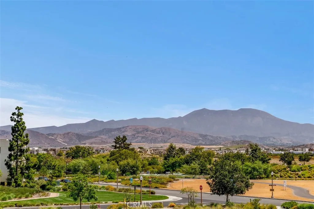 Irvine, California 92618, United States, 3 Bedrooms Bedrooms, ,3 BathroomsBathrooms,Residential,Active,198299