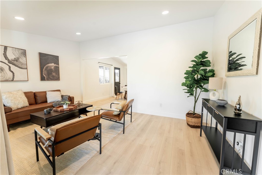 1948 Floradale Avenue