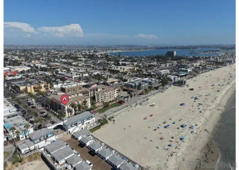 Photo of 4465 Ocean Front Blvd #4, San Diego, CA 92109 (MLS # 260021591SD)