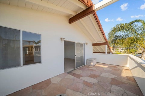 Tiny photo for 1277 Devon LN, Ventura, CA 93001 (MLS # SR26131613)