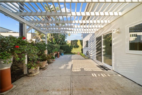 Tiny photo for 1277 Devon LN, Ventura, CA 93001 (MLS # SR26131613)