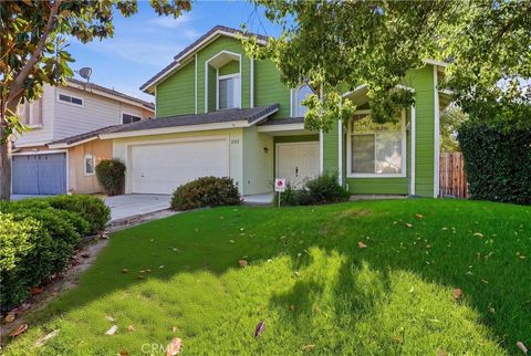 Photo of 3719 Leyburn Court, Bakersfield, CA 93311 (MLS # OC26132173)