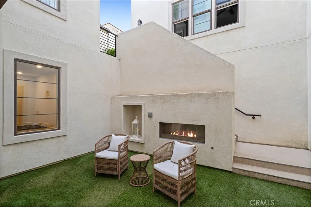 Irvine, California 92618, United States, 6 Bedrooms Bedrooms, ,7 BathroomsBathrooms,Residential,Active,209874