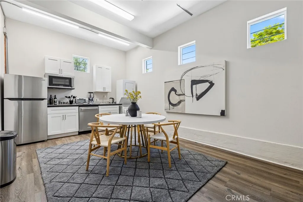 Irvine, California 92618, United States, 6 Bedrooms Bedrooms, ,7 BathroomsBathrooms,Residential,Active,209874