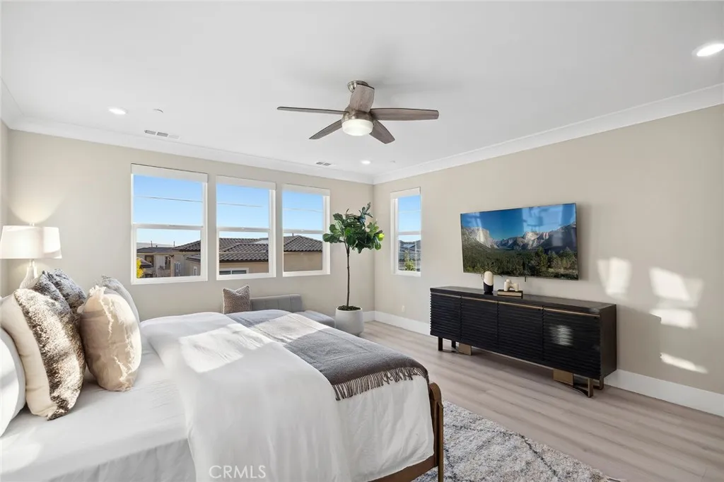 Irvine, California 92618, United States, 6 Bedrooms Bedrooms, ,7 BathroomsBathrooms,Residential,Active,209874