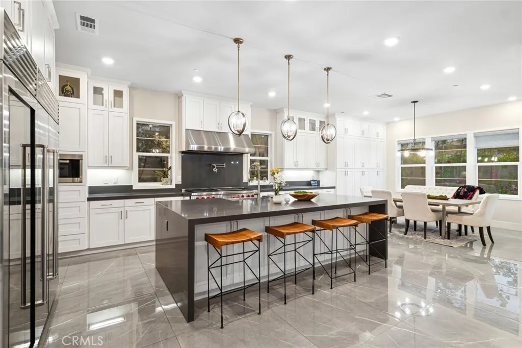 Irvine, California 92618, United States, 6 Bedrooms Bedrooms, ,7 BathroomsBathrooms,Residential,Active,209874