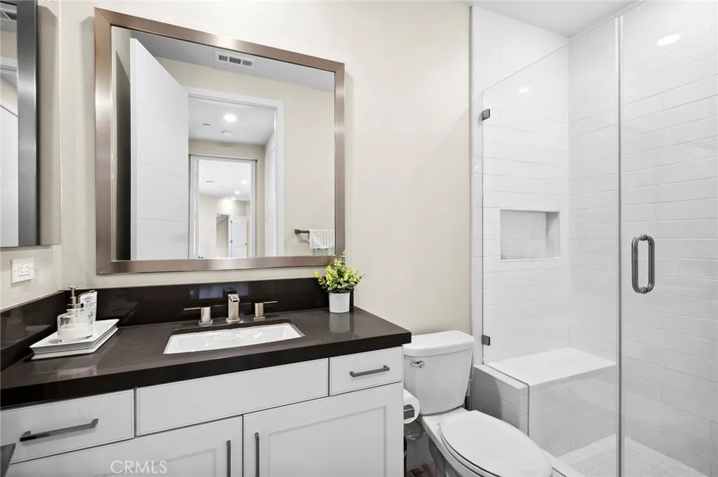 Irvine, California 92618, United States, 6 Bedrooms Bedrooms, ,7 BathroomsBathrooms,Residential,Active,209874