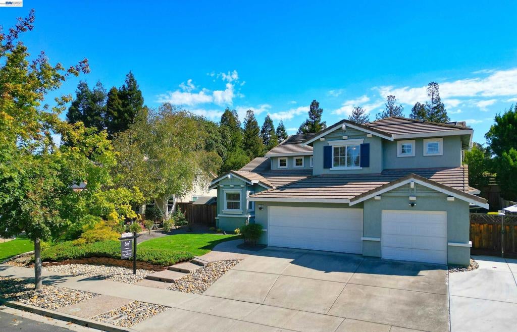 1292 Rebecca Dr