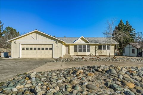 Photo of 4410 Oak Ave, Lakeport, CA 95453 (MLS # LC26021537)