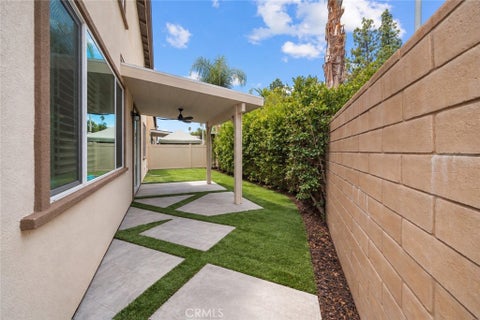 Tiny photo for 23201 W Canterbury Way, West Hills, CA 91307 (MLS # SR26178386)