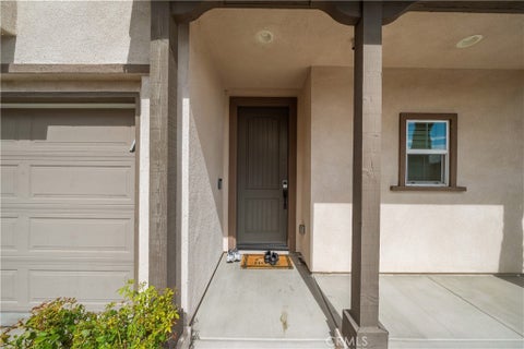 Tiny photo for 23201 W Canterbury Way, West Hills, CA 91307 (MLS # SR26178386)