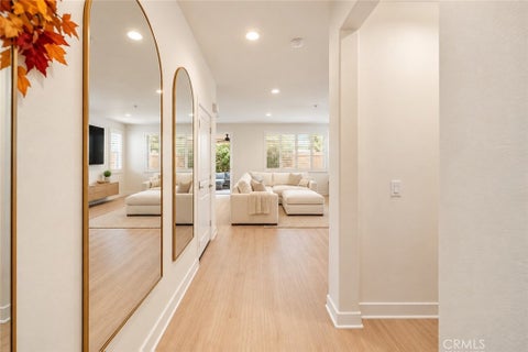 Tiny photo for 23201 W Canterbury Way, West Hills, CA 91307 (MLS # SR26178386)