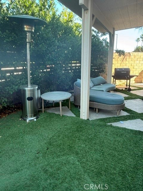 Tiny photo for 23201 W Canterbury Way, West Hills, CA 91307 (MLS # SR26178386)
