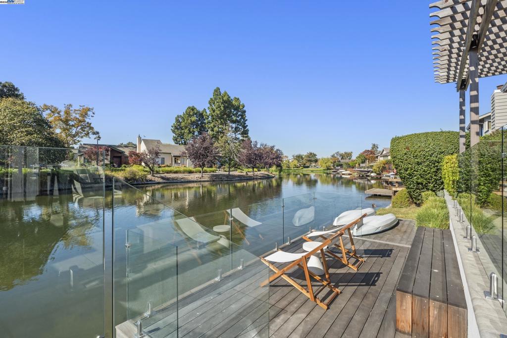 HARBOR BAY ISLE - Residential