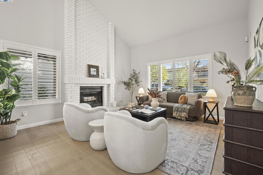 HARBOR BAY ISLE - Residential