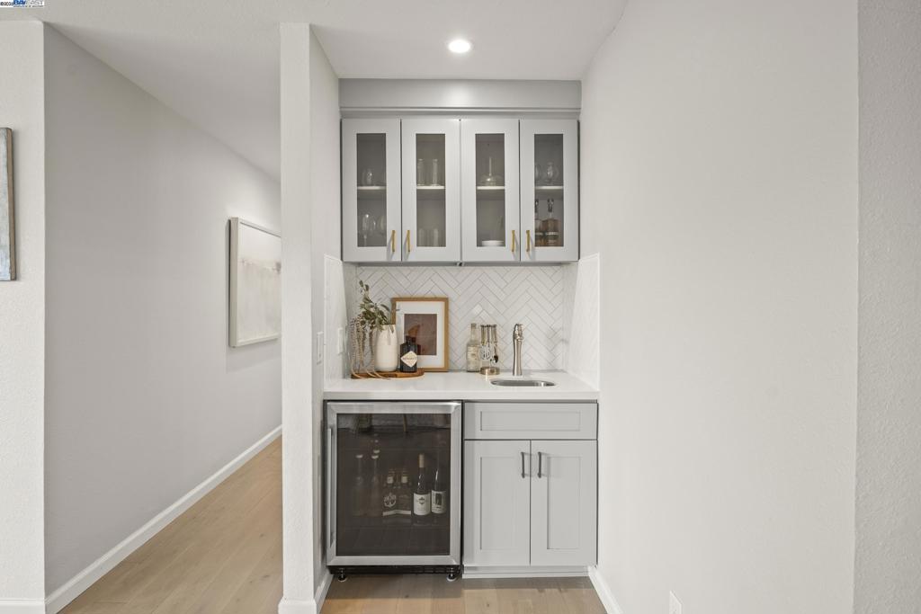 HARBOR BAY ISLE - Residential