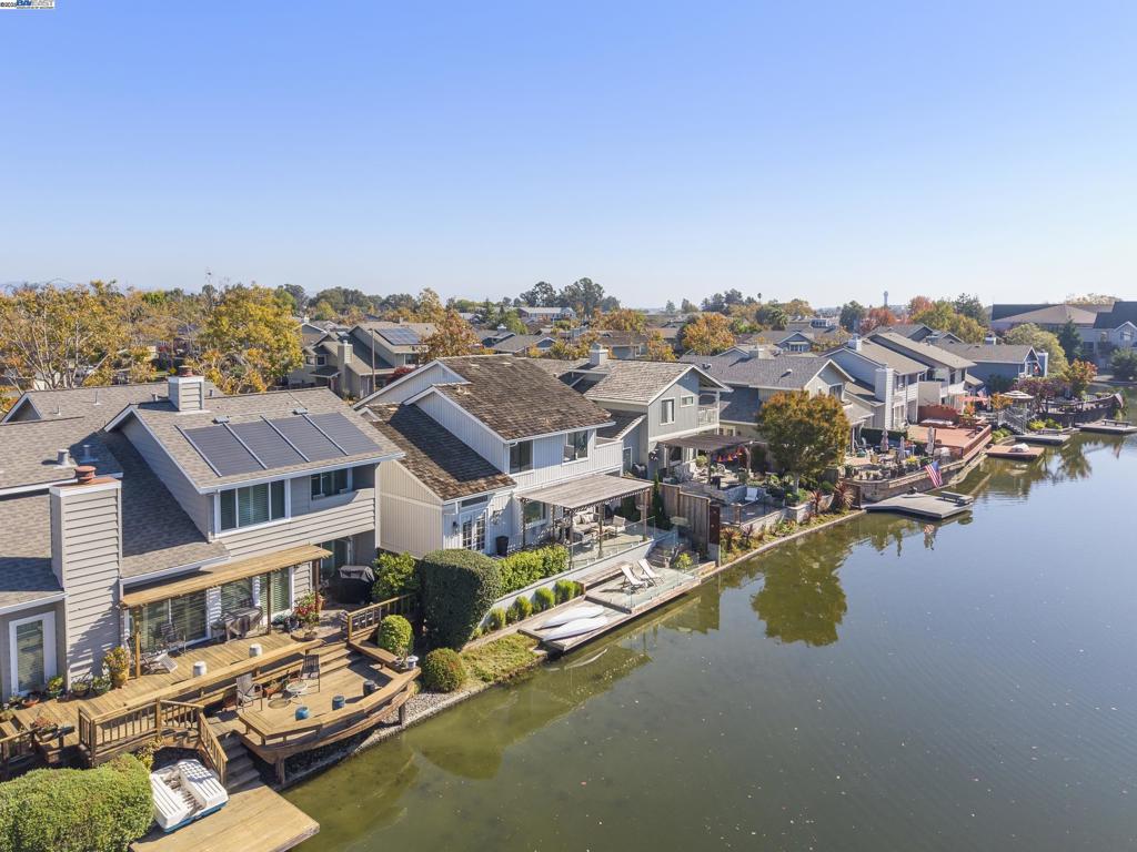 HARBOR BAY ISLE - Residential