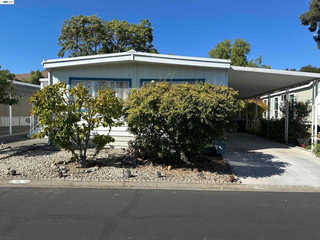 711 Old Canyon Rd.