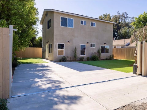 Photo of 8434 Gothic Street, North Hills, CA 91343 (MLS # SR26128333)