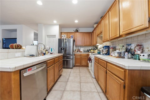 Tiny photo for 43424 Dodaro DR, Temecula, CA 92592 (MLS # DW26196643)