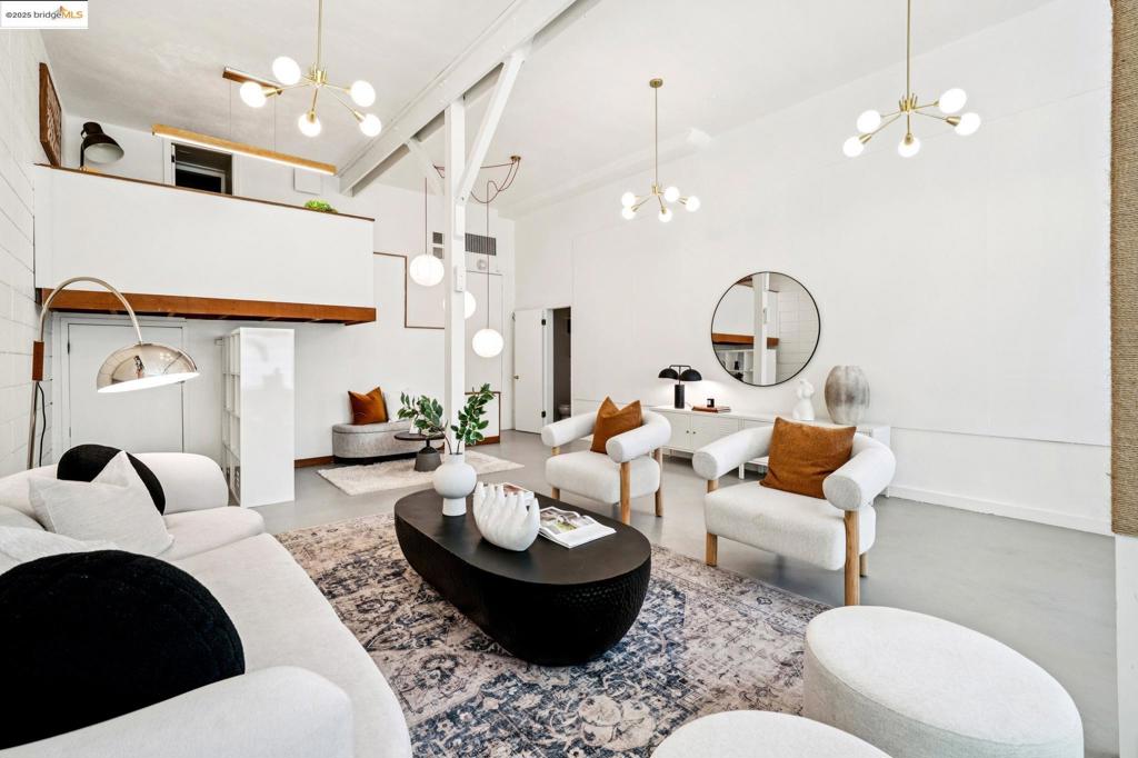 Properties 3 2760 Park Blvd