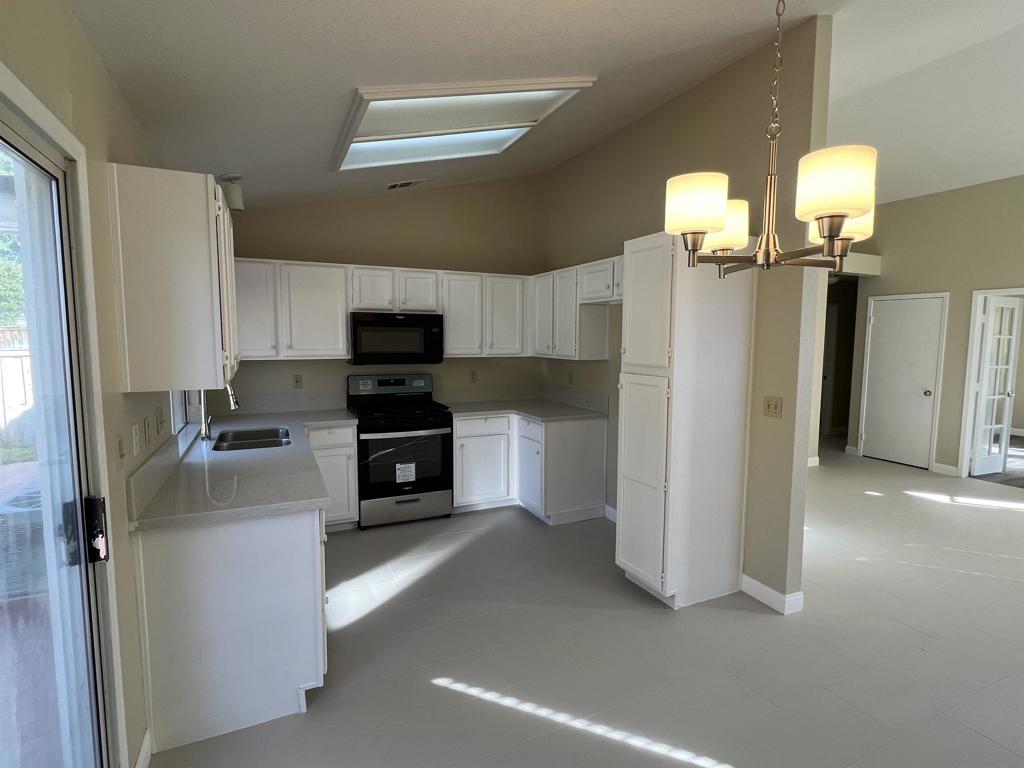 31850 Via Barraza