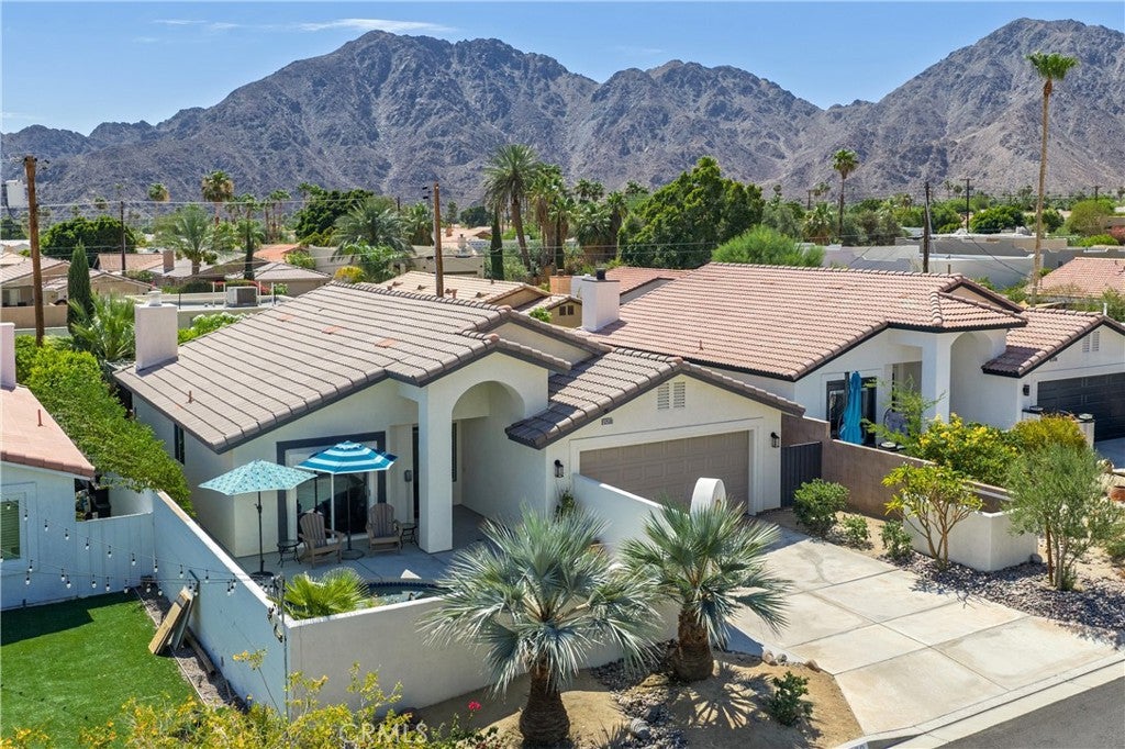 52580 Avenida Alvarado