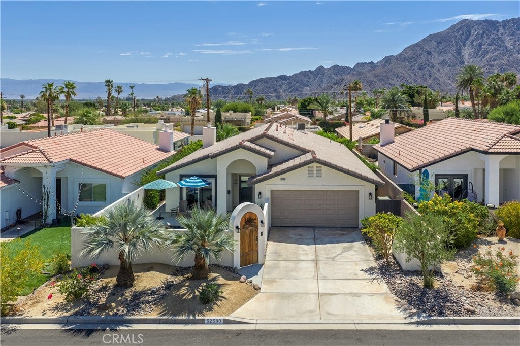 52580 Avenida Alvarado