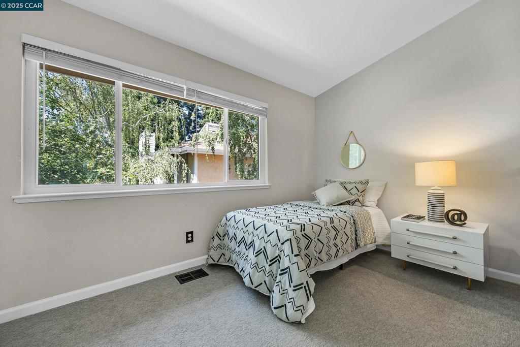 CARRIAGE PLACE - Residential