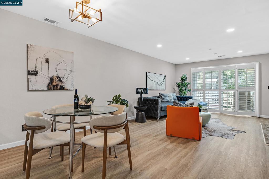 CARRIAGE PLACE - Residential