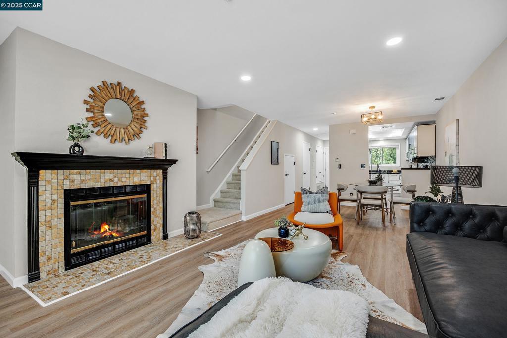 CARRIAGE PLACE - Residential