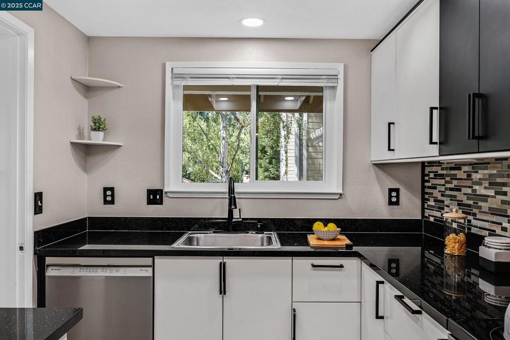 CARRIAGE PLACE - Residential