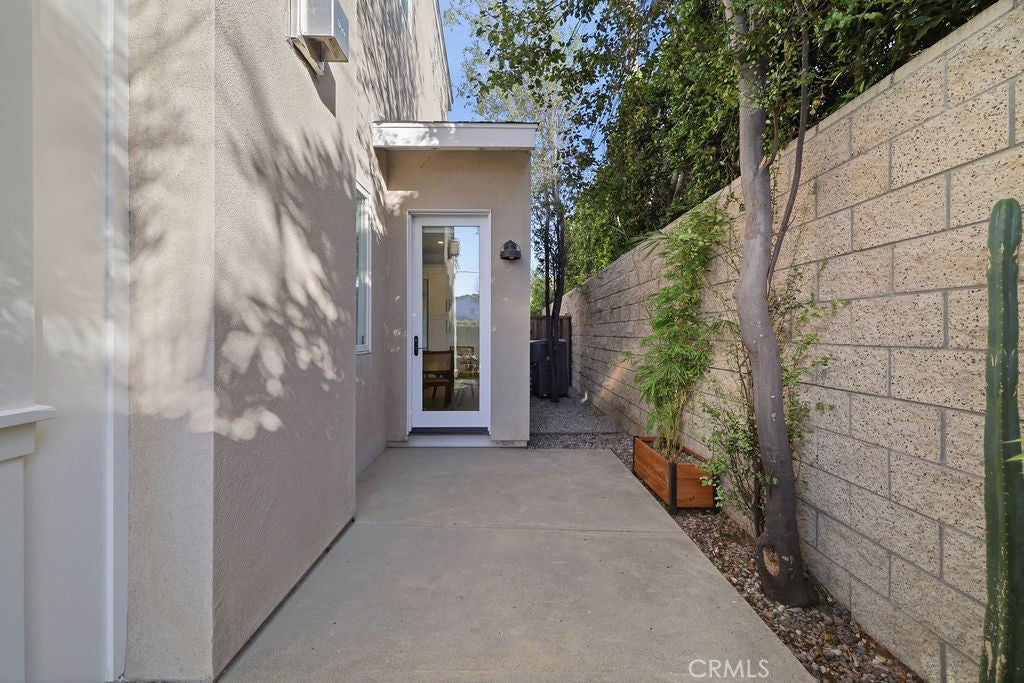 2360 Orange Avenue, Costa Mesa CA 92627 - Photo 13