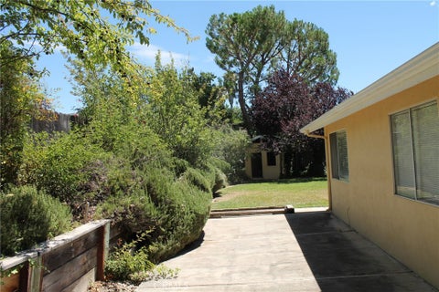 Tiny photo for 1149 Caddie Lane, Paso Robles, CA 93446 (MLS # NS26133915)