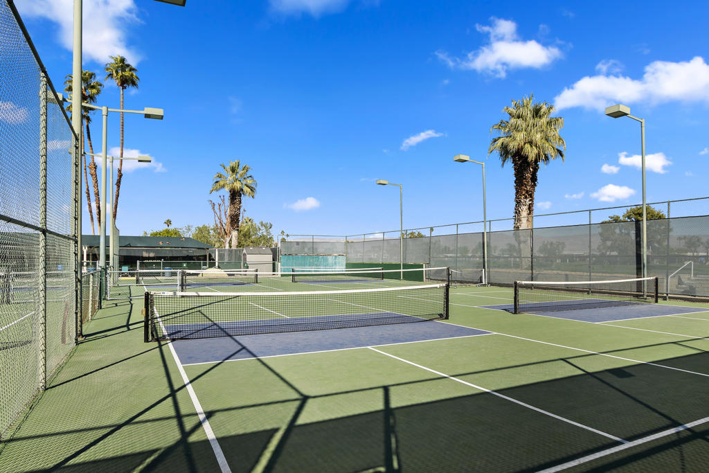 Palm Desert Greens - Manufactured In Park