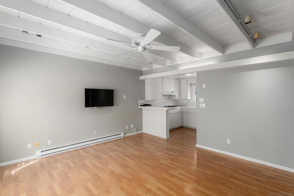 Del Mar - Residential