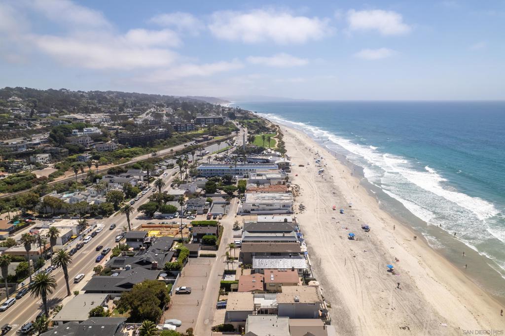 Del Mar - Residential
