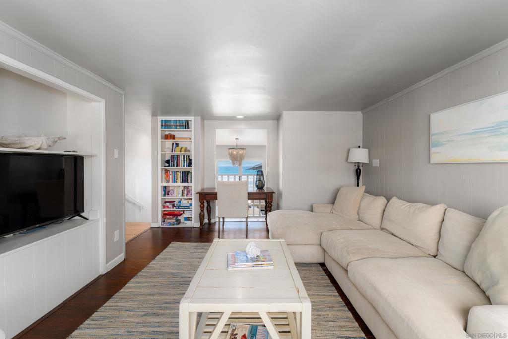 Del Mar - Residential