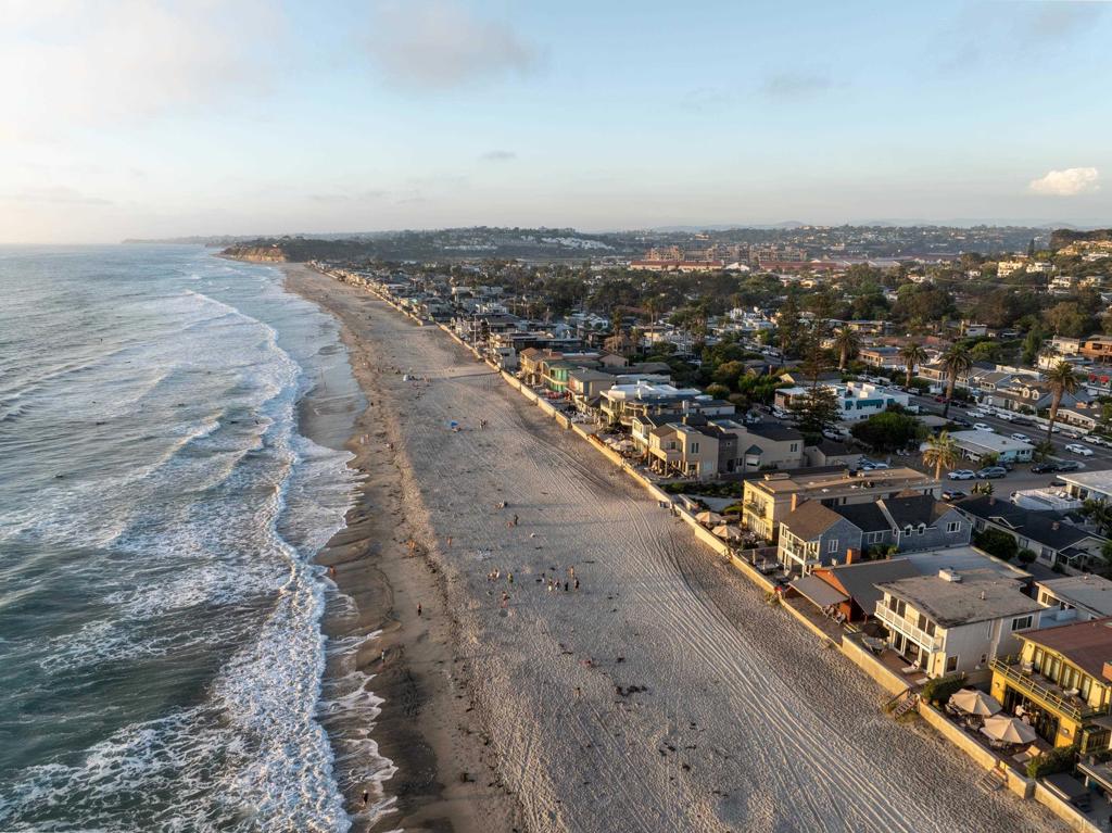 Del Mar - Residential