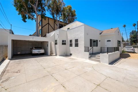 Photo of 10944 Kling Street, North Hollywood, CA 91602 (MLS # SR25134644) Photo of 10944 Kling Street, North Hollywood, CA 91602 (MLS # SR25134644)