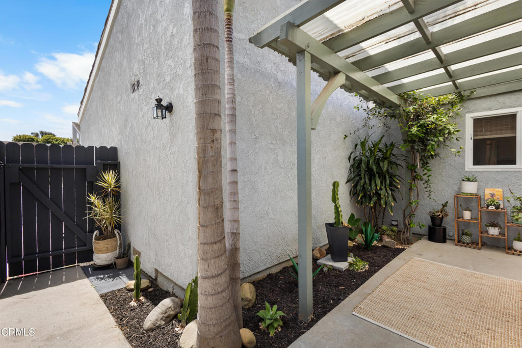 417 Harbor Lights Lane