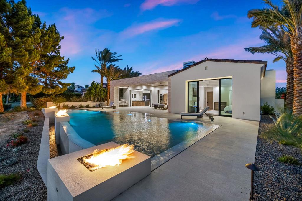 The Hideaway - Residential