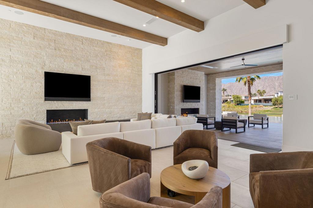 The Hideaway - Residential