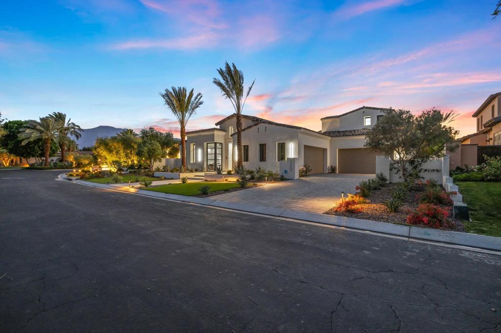 The Hideaway - Residential